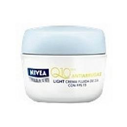 Nivea Visage Q10 Light